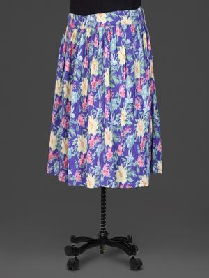 purple floral printed rayon short skirt - 1184843 - Standard Image - 2