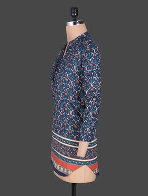 navy blue floral print pintuck top - 1184893 - Standard Image - 2