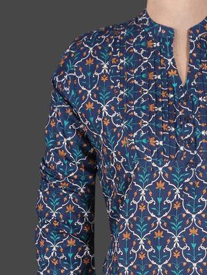 navy blue floral print pintuck top - 1184893 - Standard Image - 4