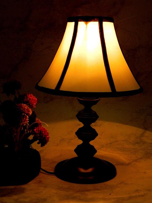 white metal and fabric table lamp - 1204329 - Standard Image - 1