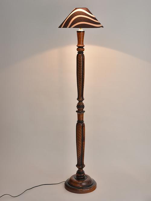 brown wooden metallic table lamp - 1204479 - Standard Image - 1