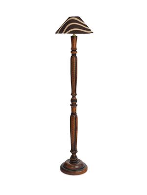 brown wooden metallic table lamp - 1204479 - Standard Image - 2