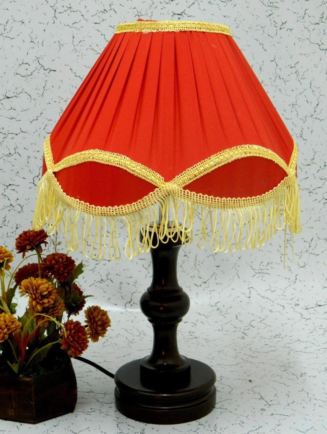 red wood and metal table lamp - 1204570 - Zoom Image - 2