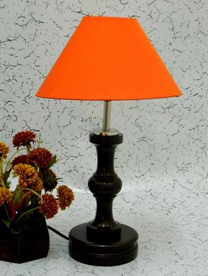 red wood and metal table lamp - 1204580 - Standard Image - 2