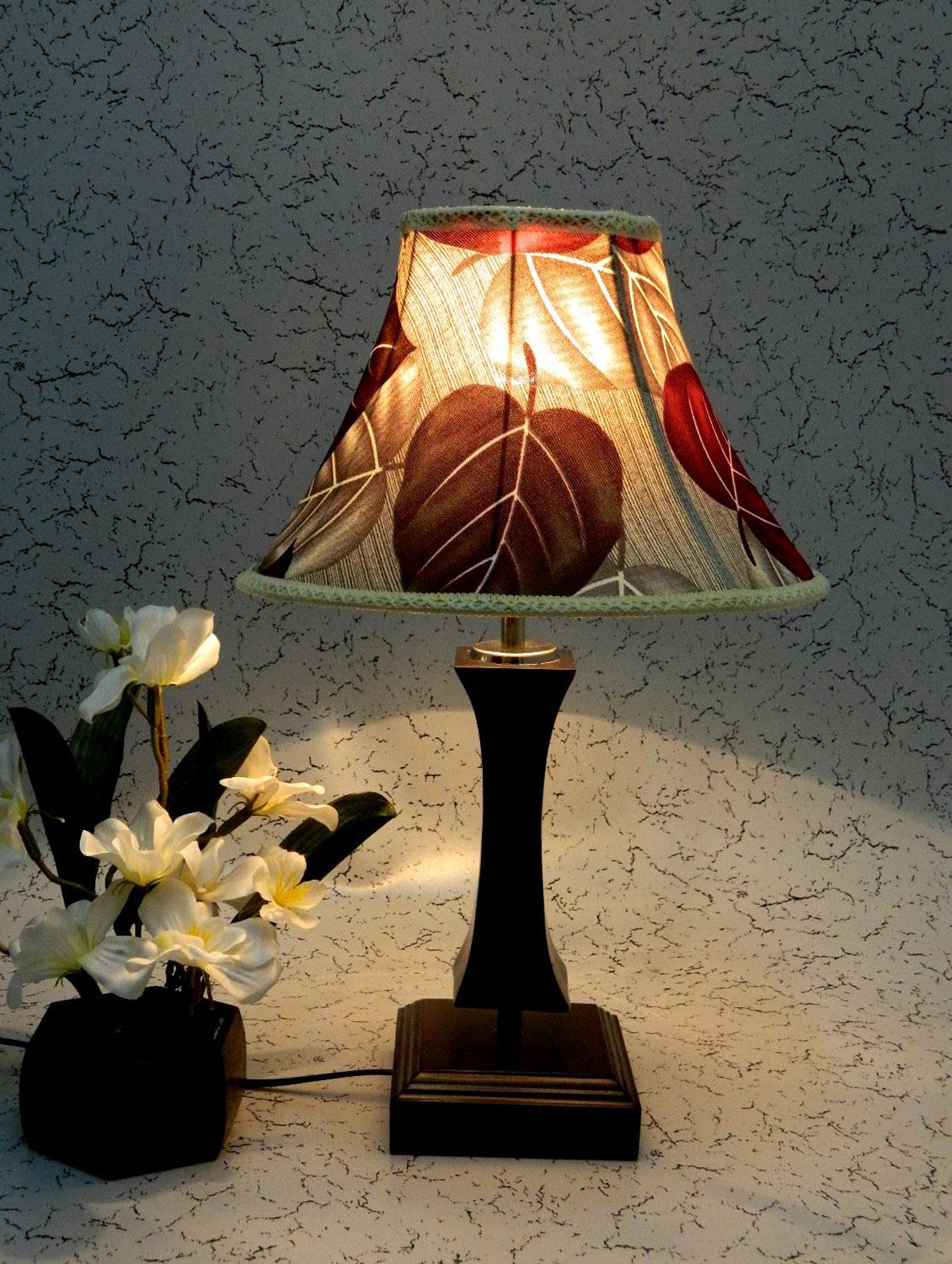 brown wood and metal table lamp - 1204633 - Zoom Image - 1