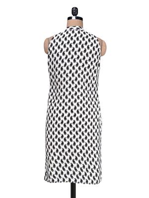 black and white rayon printed kurti - 1209078 - Standard Image - 3