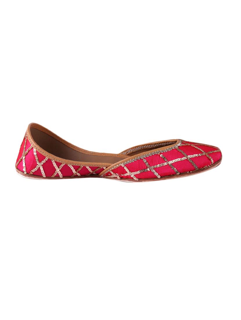 pink silk hand embroidered sequined mojaris - 12241597 - Zoom Image - 1
