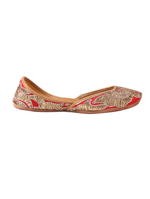 Red silk gota and dori work mojaris - 12241607 - Standard Image - 1