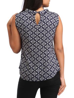 inverted collar printed top - 12278245 - Standard Image - 3