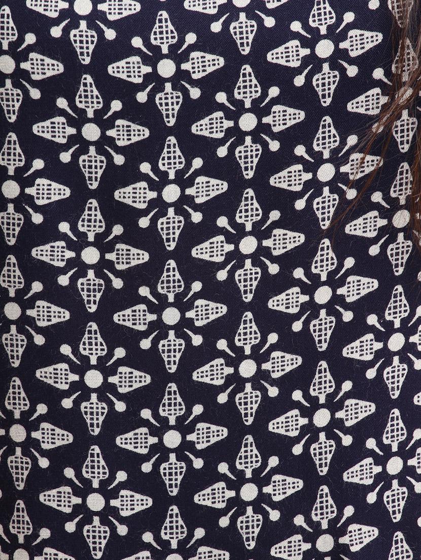 inverted collar printed top - 12278245 - Zoom Image - 4
