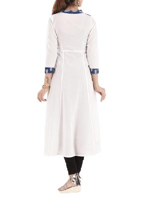 white cotton flared kurta - 12290094 - Standard Image - 3