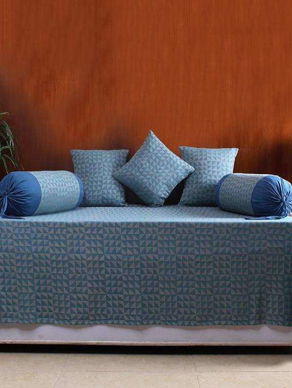 house this the chaotic triangles 100% cotton 1 bedcover & 2 bolster covers & 3 cushion covers - blue - 12364569 - Zoom Image - 1