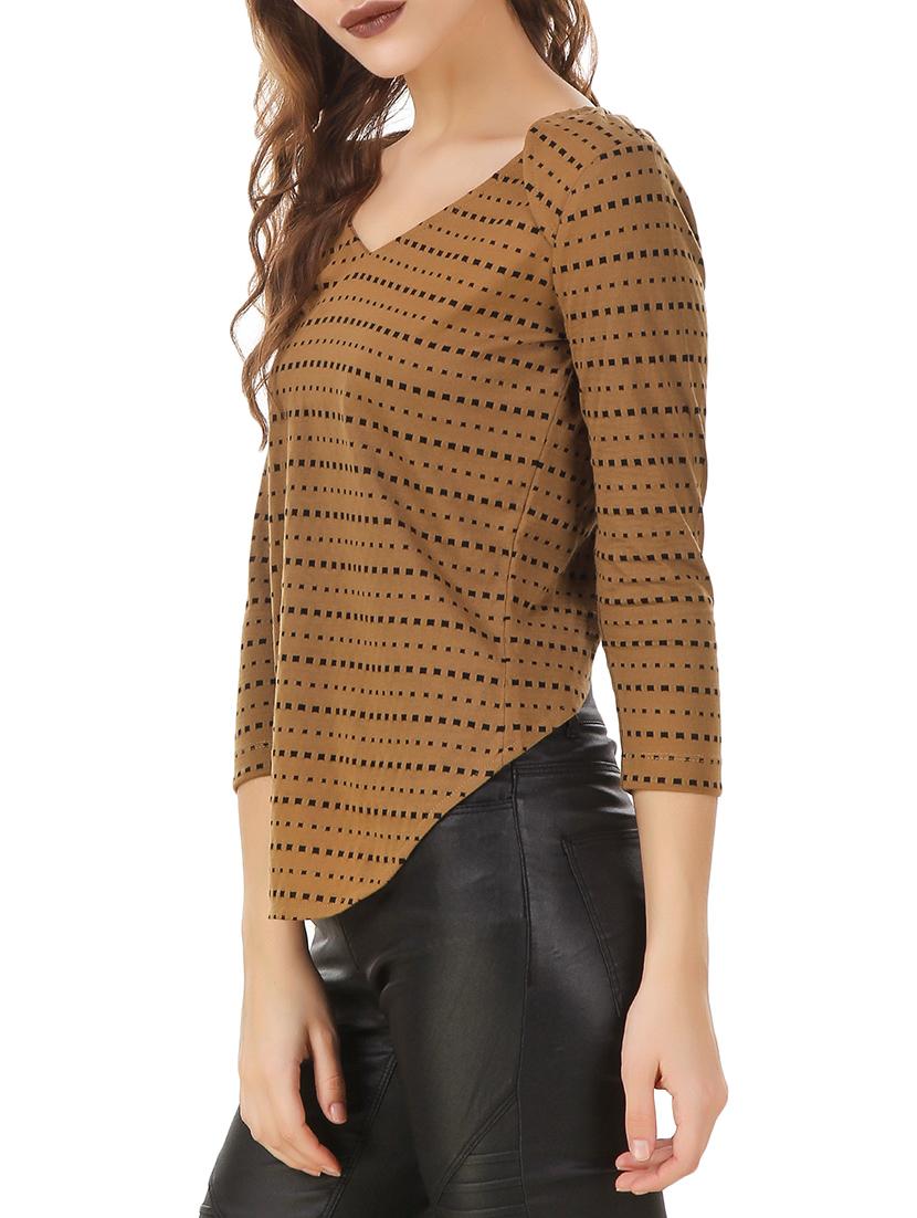 overlap back curved hem top - 12403213 - Zoom Image - 2