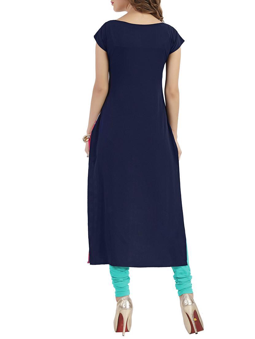 white crepe straight kurta - 12478137 - Zoom Image - 3