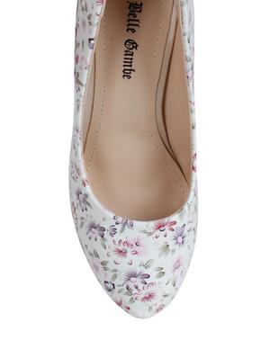 white leatherette slip on pumps - 12543336 - Standard Image - 4