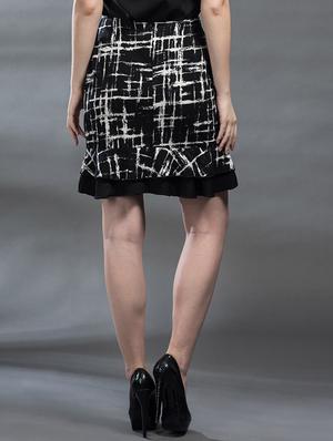 black printed spandex skirt - 12594119 - Standard Image - 3