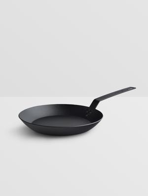 black steel skillet - 1259512 - Standard Image - 2