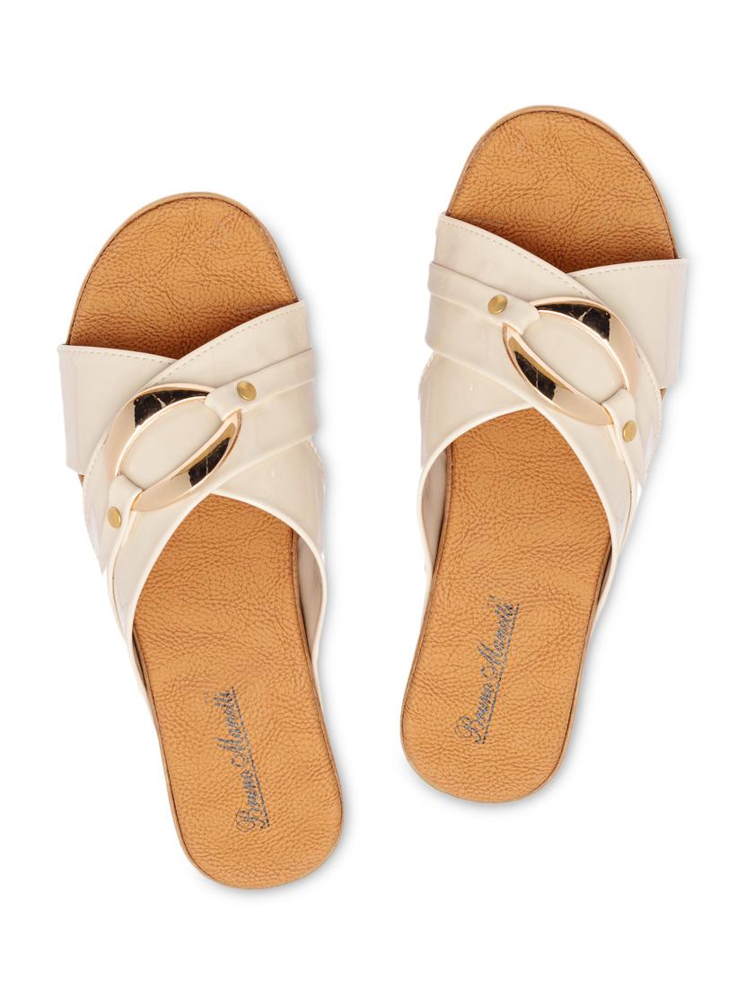 cream faux leather wedges - 1260769 - Zoom Image - 1
