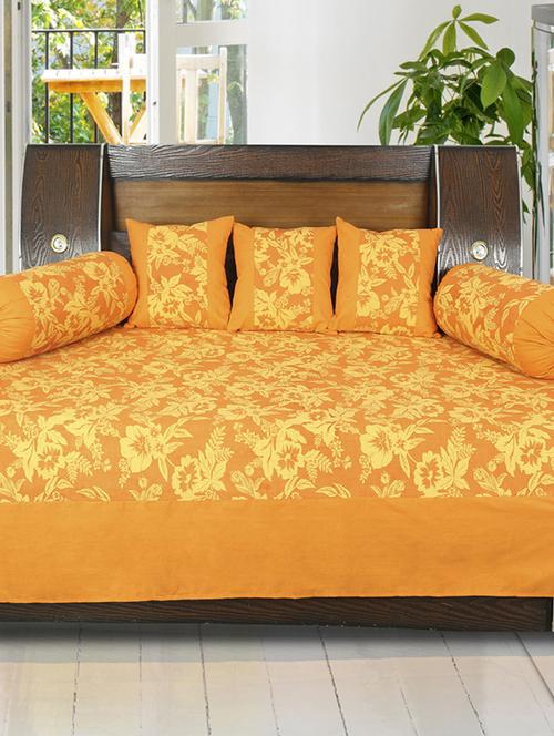 Dekor World Floral Printed Cotton Maroon Diwan Set (Pack of 6) - 12763372 - Standard Image - 1