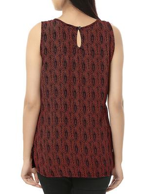red top - 12782748 - Standard Image - 3