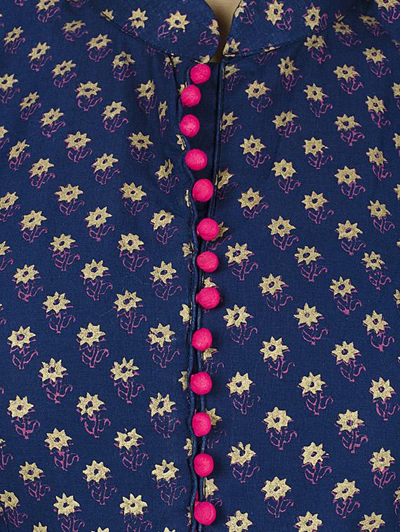 block printed anarkali kurta - 12787537 - Zoom Image - 4