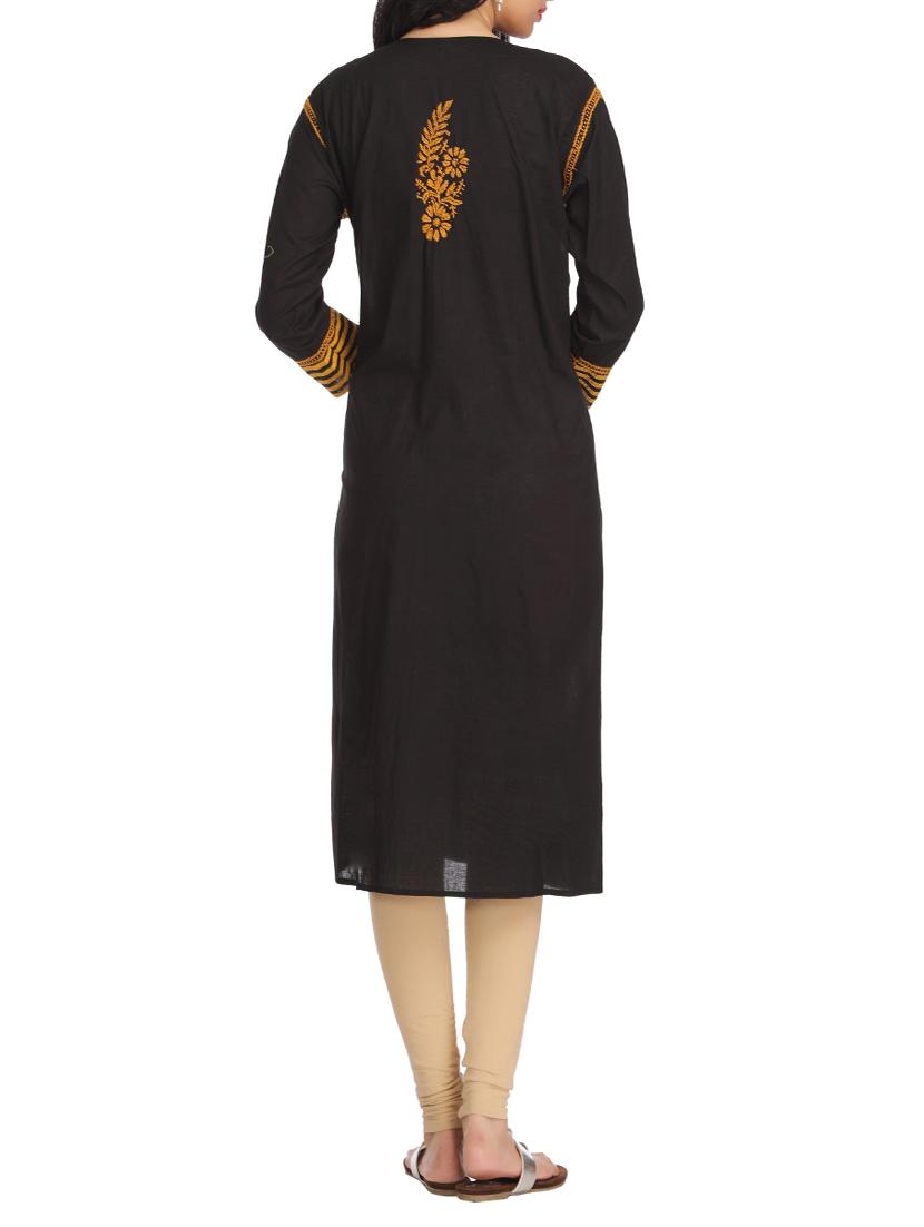 black chikankari embroidered cotton kurta - 12788691 - Zoom Image - 3