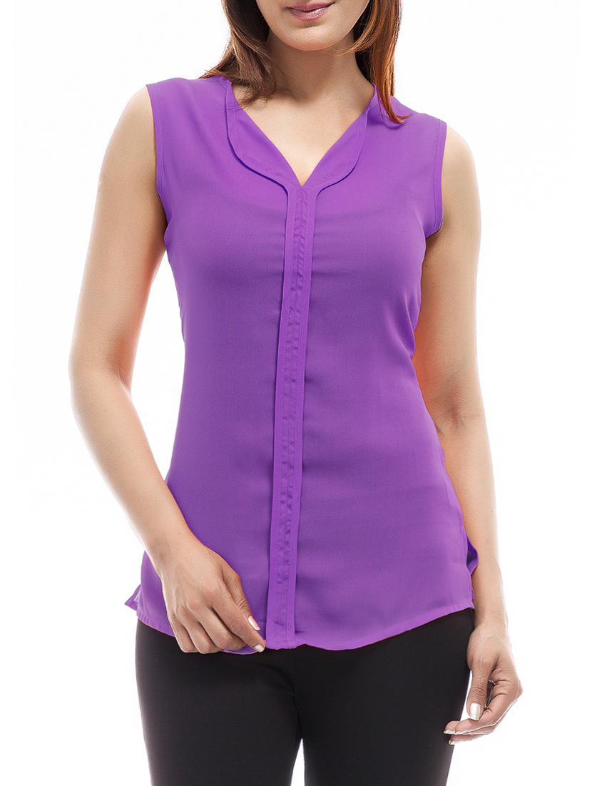 twisted neck placket detail top - 12847630 - Zoom Image - 1