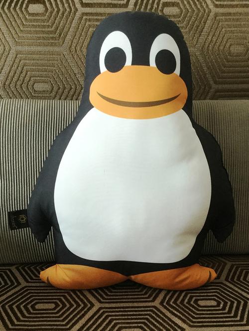 lushomes decorative penguin cushion (size:12"x15") - 12859974 - Standard Image - 1