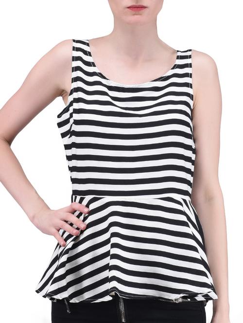 black printed poly crepe top - 1294674 - Standard Image - 1