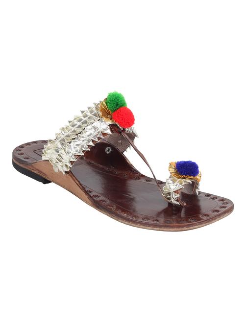 Silver Pom Poms One Toe Kolapuris - 13001854 - Very Small Image - 1