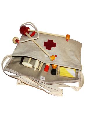 beige wooden doctor set - 1300713 - Standard Image - 12