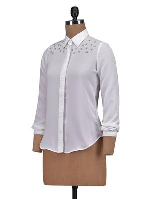 white color solid long sleeved top - 1311872 - Standard Image - 2