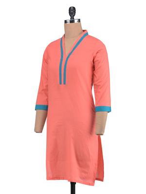 red cotton plain kurti - 1320589 - Standard Image - 2