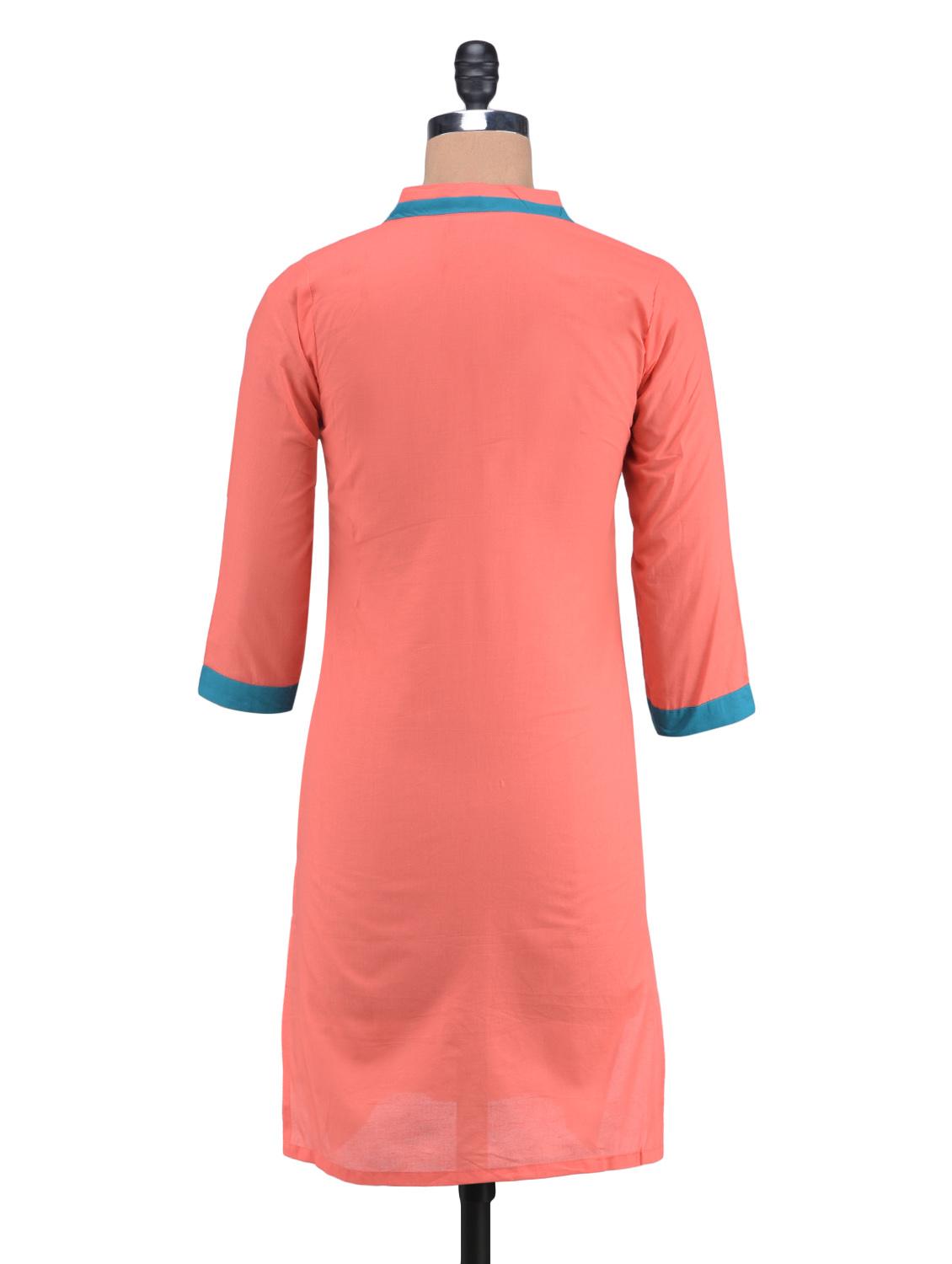 red cotton plain kurti - 1320589 - Zoom Image - 3