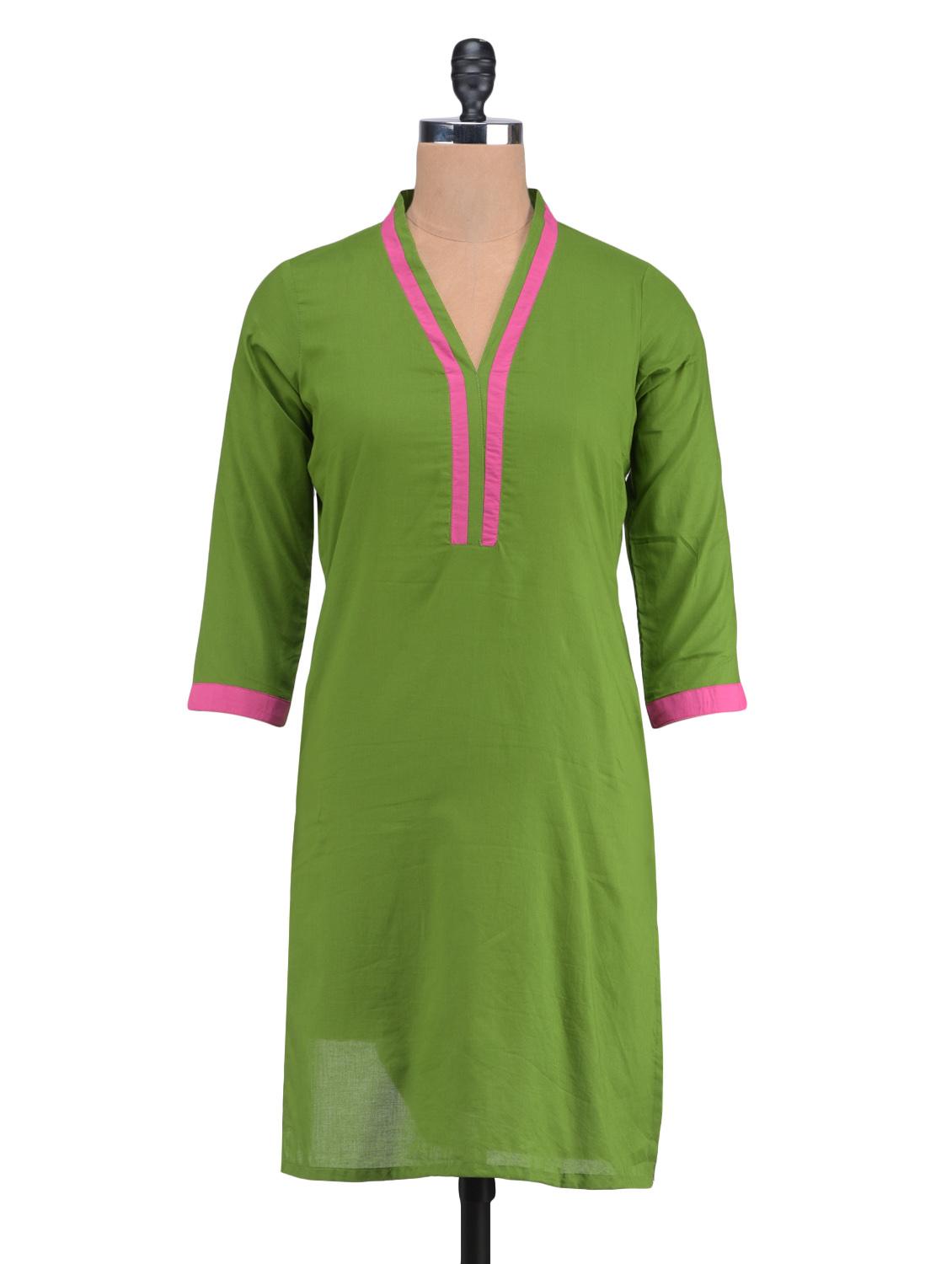 green cotton plain kurti - 1320591 - Zoom Image - 1