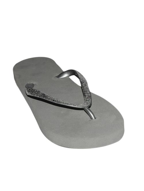 grey rubber flip flops - 13242261 - Very Small Image - 1