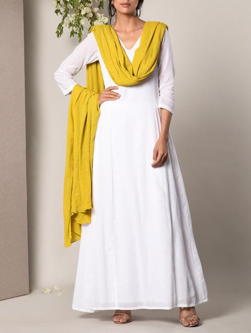white cotton kurta and dupatta set - 13266736 - Very Small Image - 1