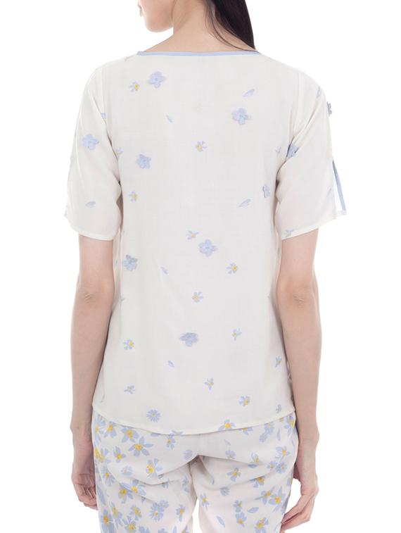 white viscose regular top - 13267157 - Zoom Image - 3