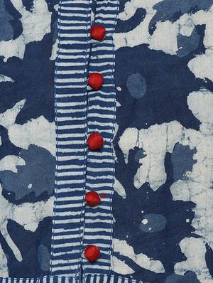blue cotton bagru printed a-line kurta - 13269328 - Standard Image - 4