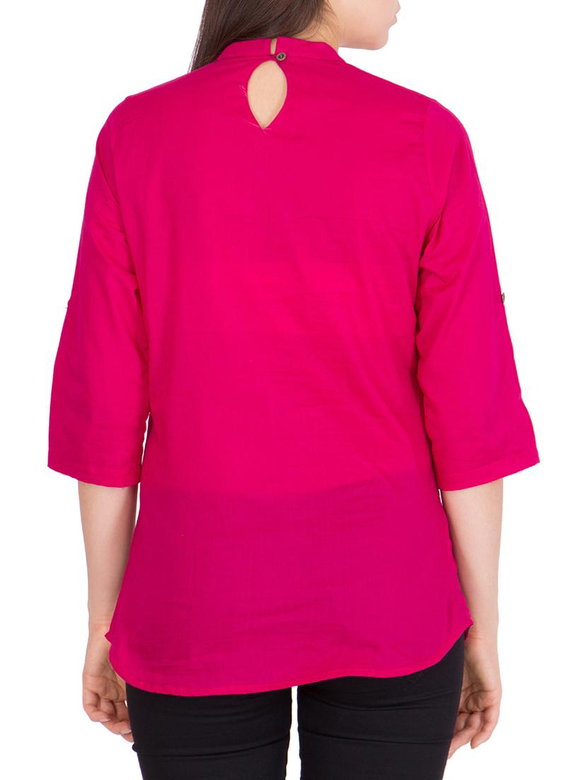 key hole back mock neck top - 13323097 - Zoom Image - 3