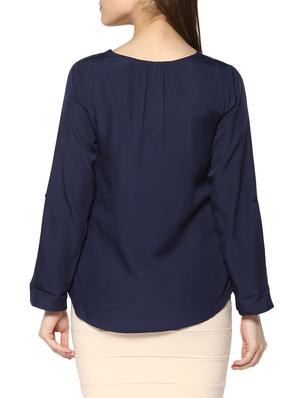 v-neck solid top - 13323631 - Standard Image - 3