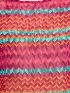 chevron slit sleeved top - 13331400 - Standard Image - 4