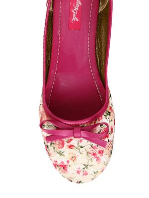 pink slip on ballerina - 13391057 - Standard Image - 4