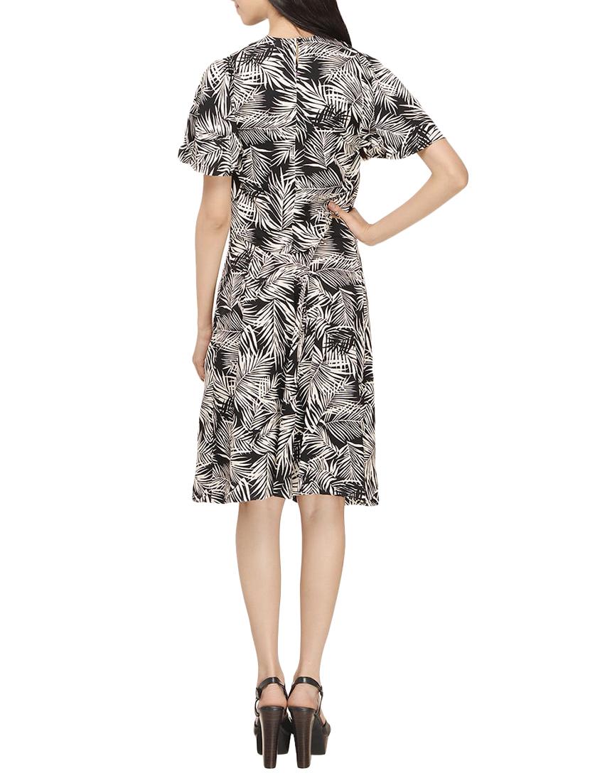 black printed crepe top and skirt set - 13415919 - Zoom Image - 3