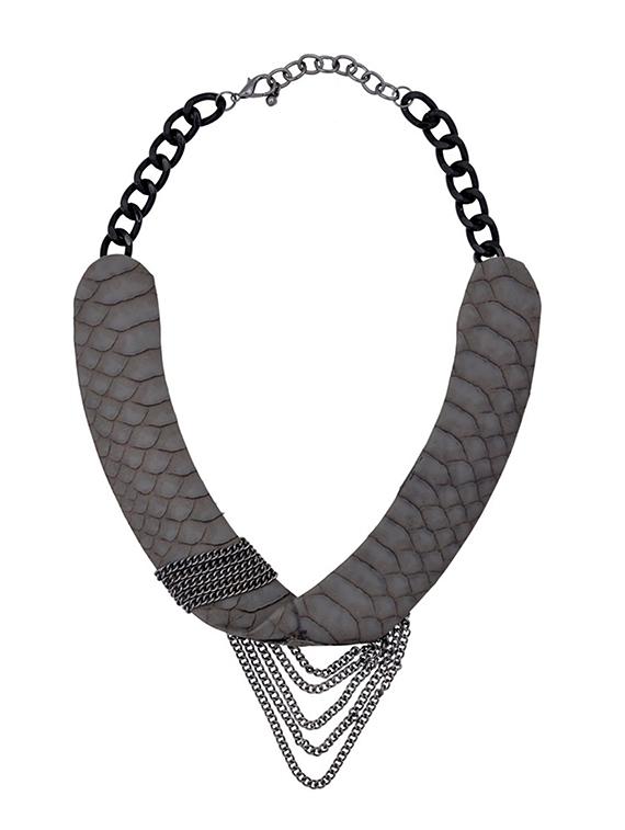 grey metal necklace - 13432602 - Zoom Image - 1