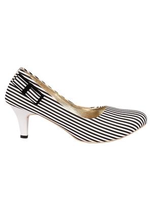 black faux leather slip on pumps - 13448020 - Standard Image - 2