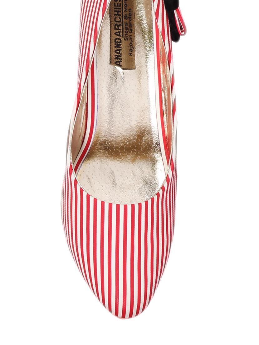 red faux leather slip on pumps - 13448021 - Zoom Image - 4