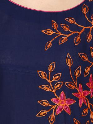 blue cotton embroidered straight kurta - 13461000 - Standard Image - 3