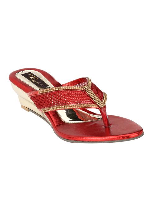 300 red wedges - 13524729 - Standard Image - 1