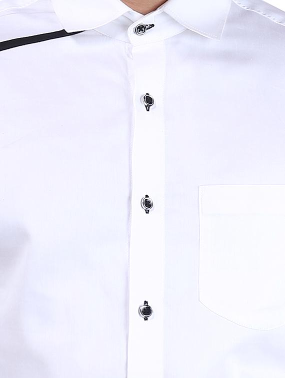 white taped formal shirt - 13607499 - Zoom Image - 4